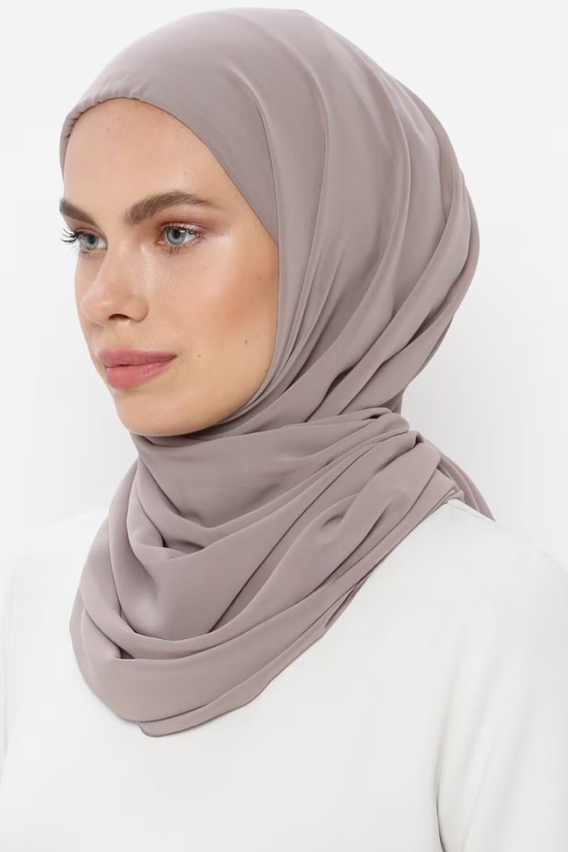 Everyday Chiffon Hijab with Undercap | Light Mink