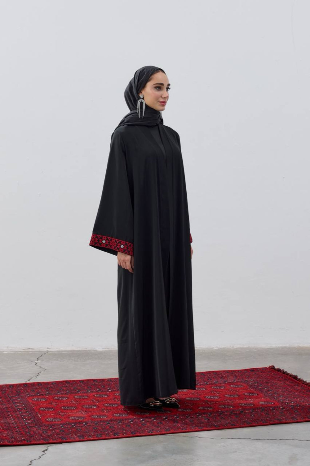 Palestine Map Modest Open Abaya | Black