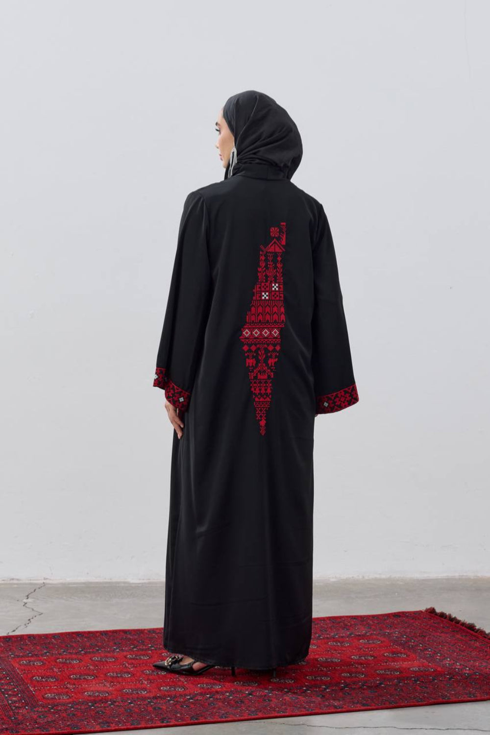 Palestine Map Modest Open Abaya | Black