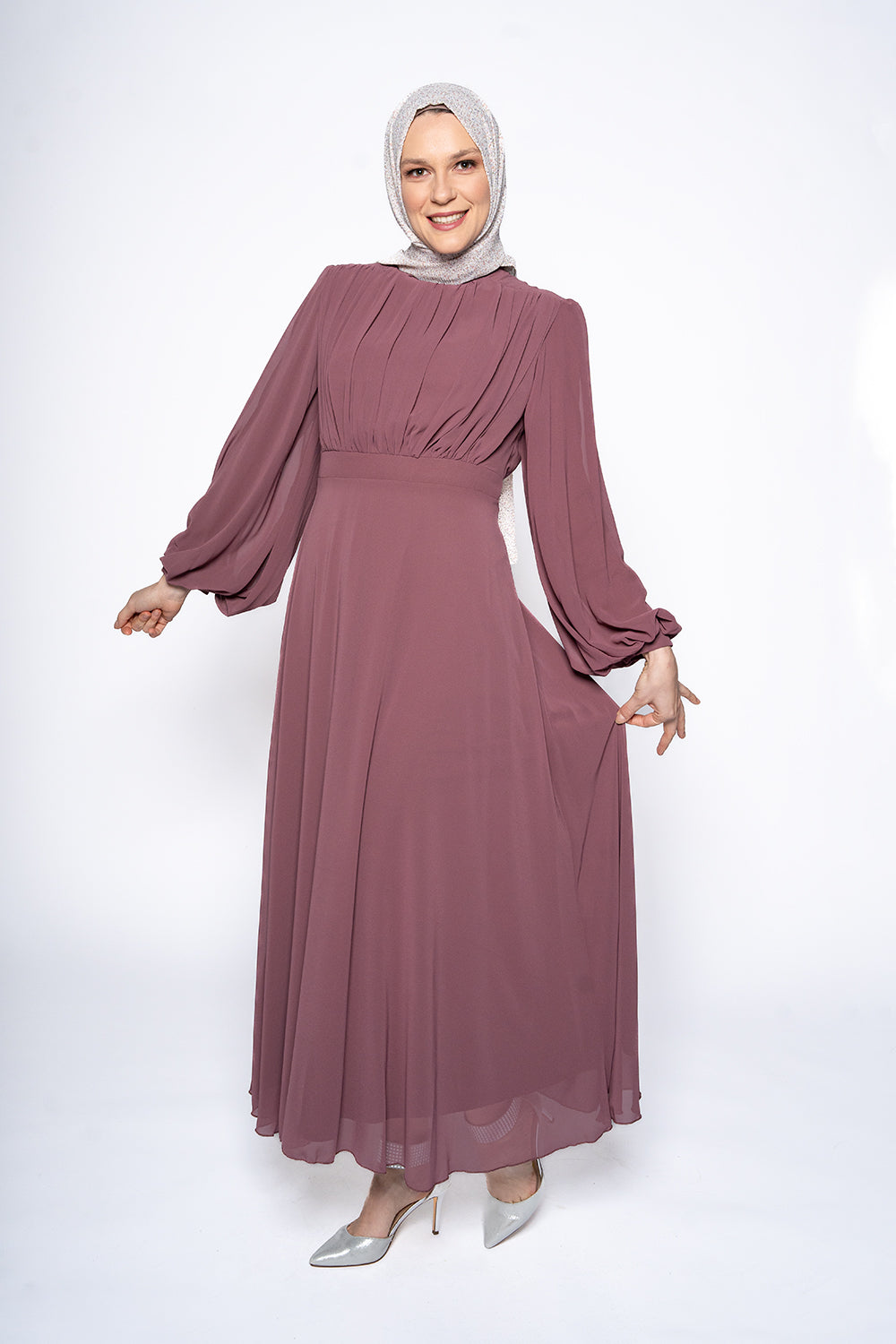 Modest Dress from Dana fashion SS23 collection 