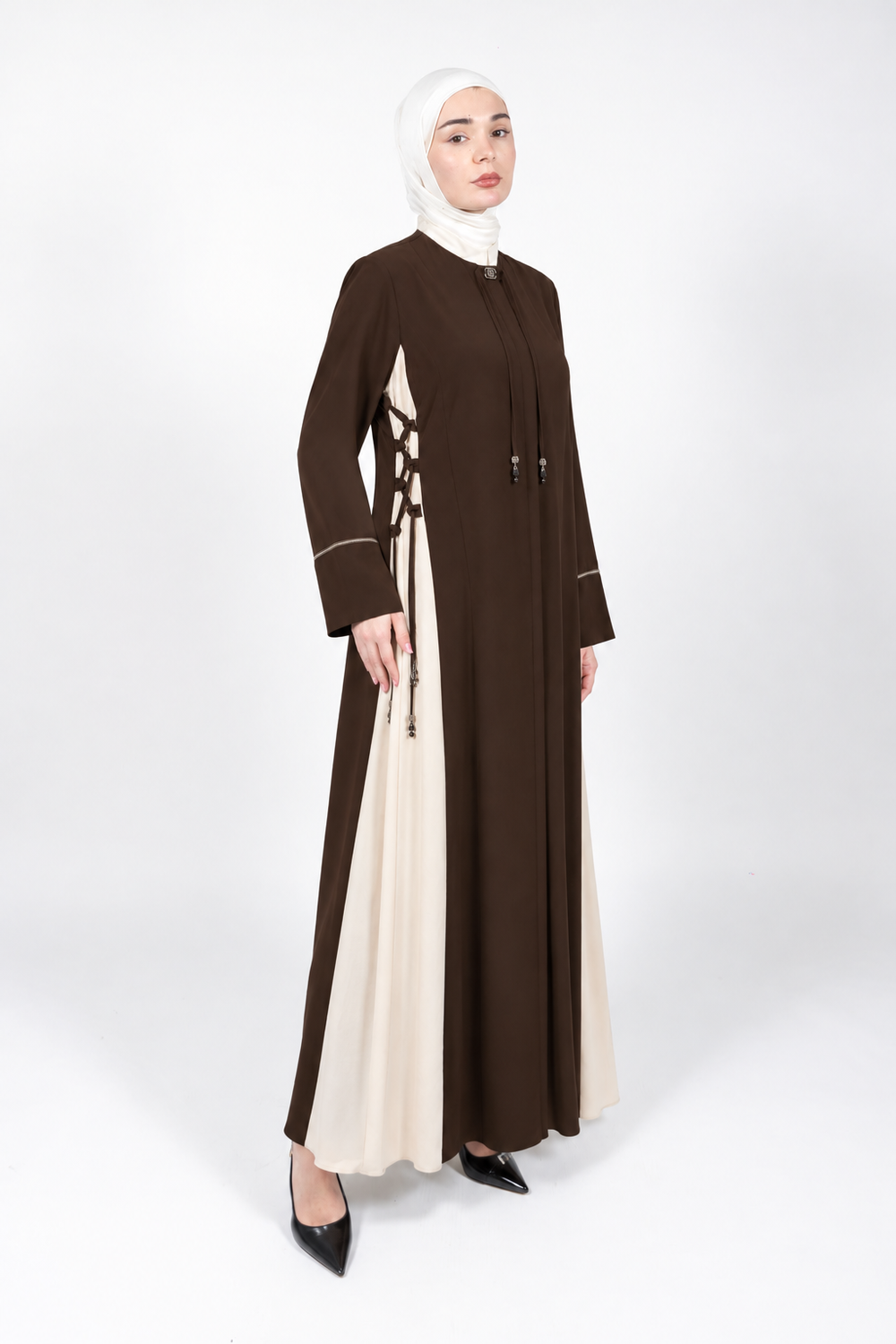Brown and cream two-tone abaya with side lace-up detail