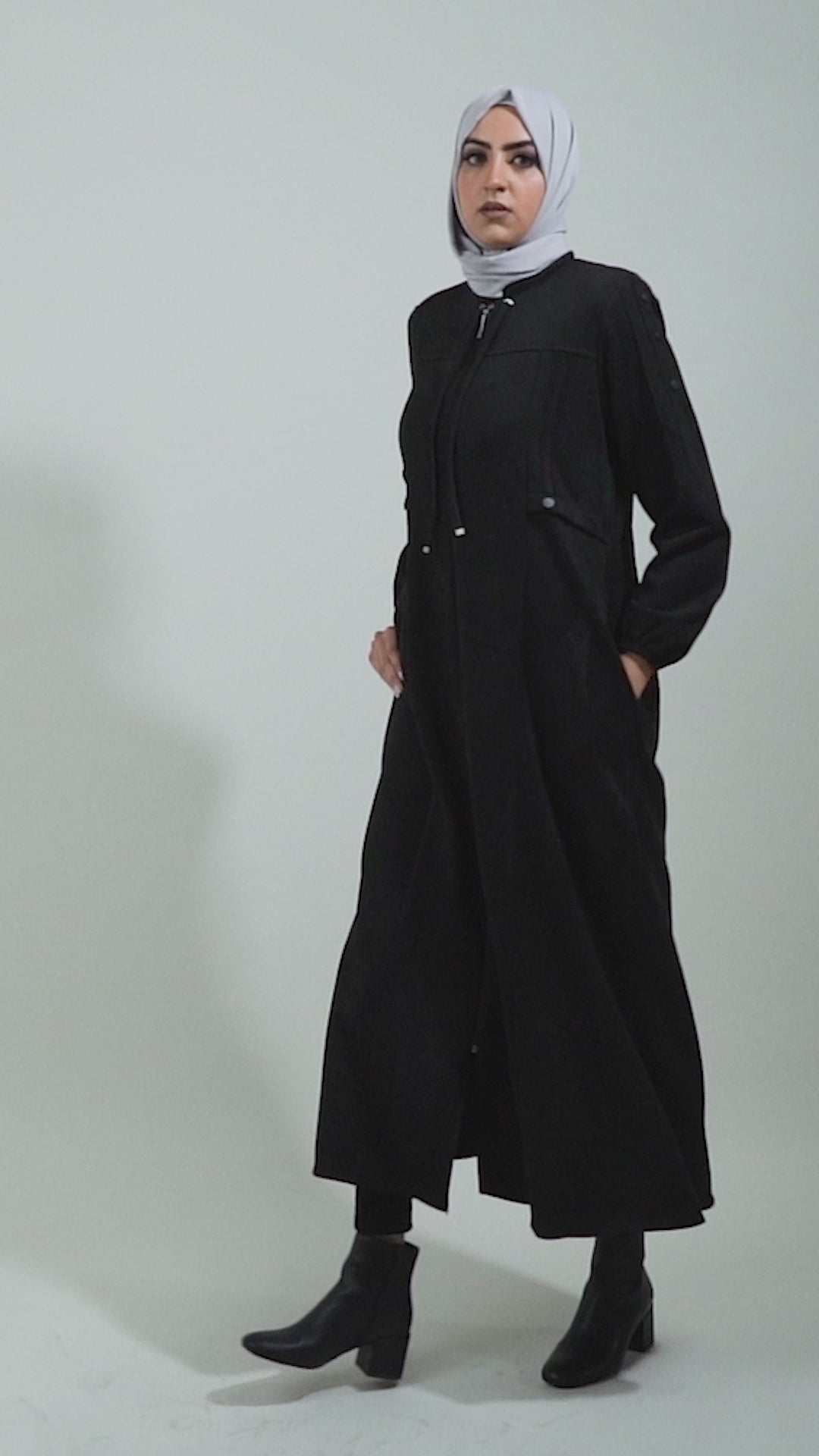 Garcelle Modest Velvet Turkish Jilbab | Black